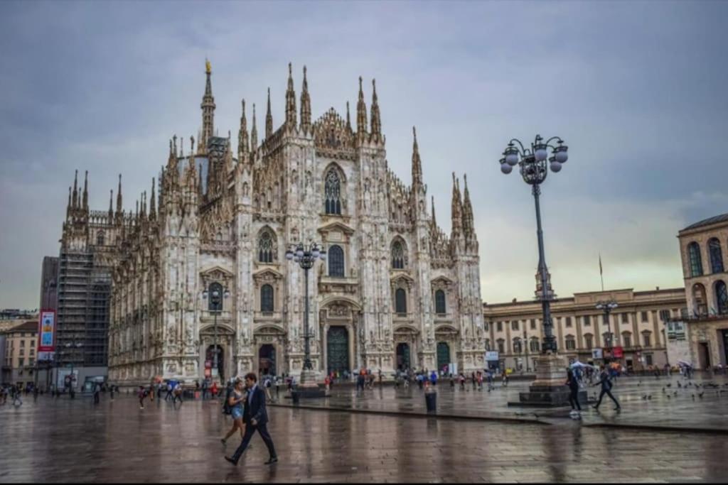 City Life Milan Apartment - Wi-Fi & Smart Tv Luaran gambar
